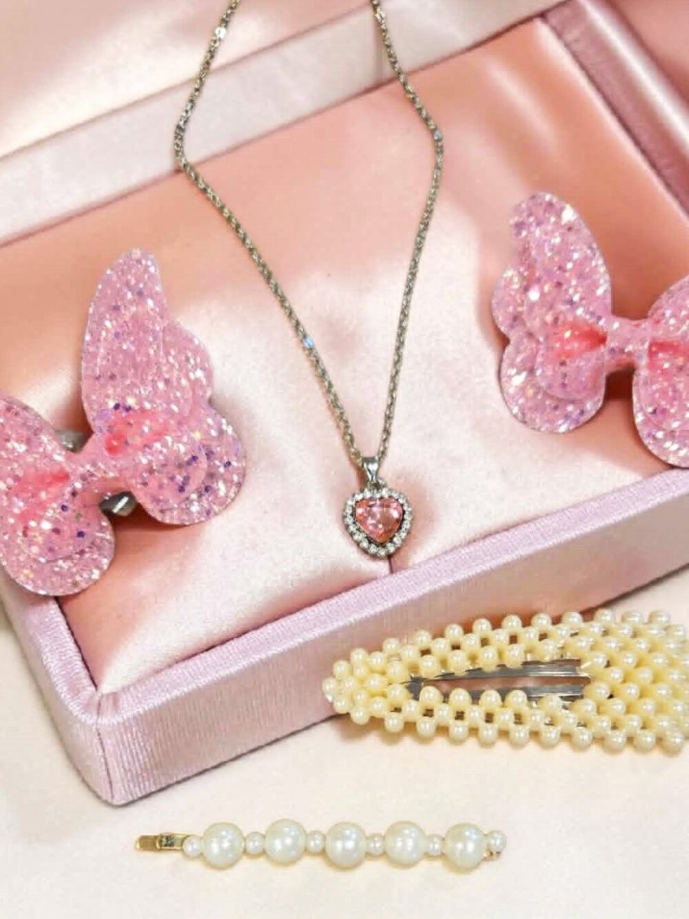 Mommy And Me Pink Necklace Butterfly And Pearl Clippie Set